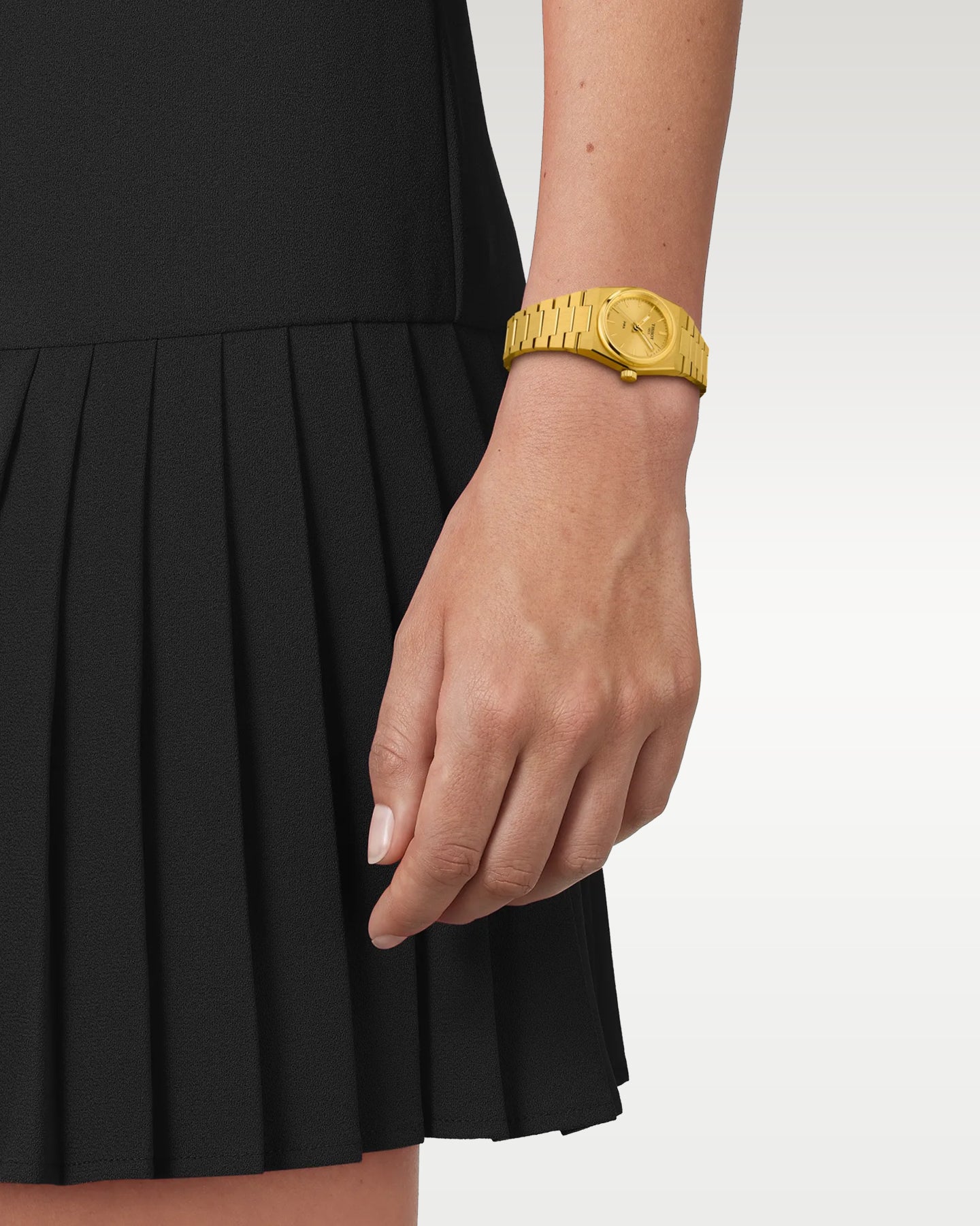 Tissot PRX 25MM T137.010.33.021.00 | Noah's Fine Watches & Jewelry DFW