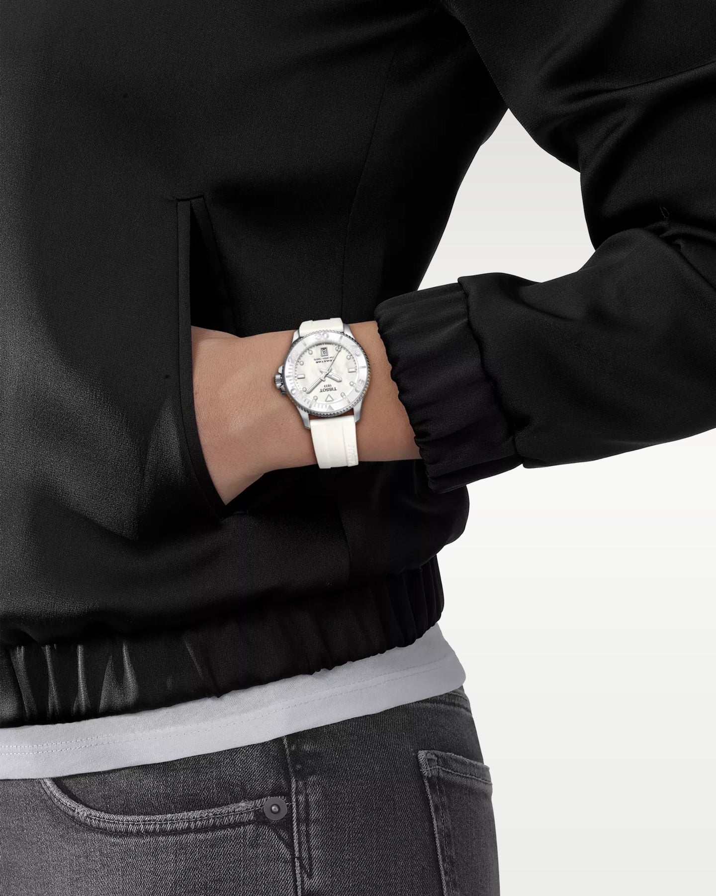 Tissot Seastar 1000 36MM T120.210.17.116.00 | Noah's Fine Watches