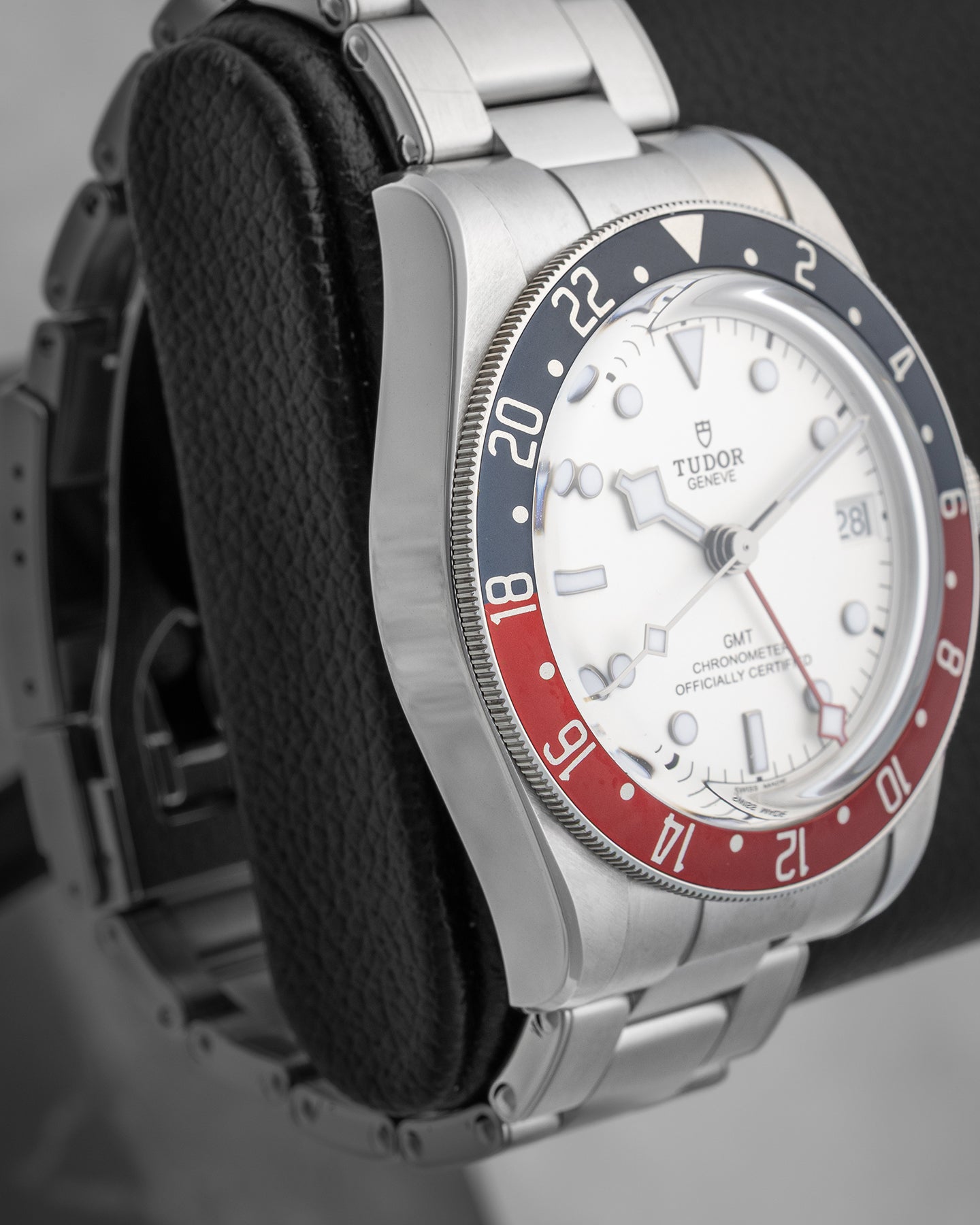 Tudor Black Bay GMT 79830RB Pepsi
