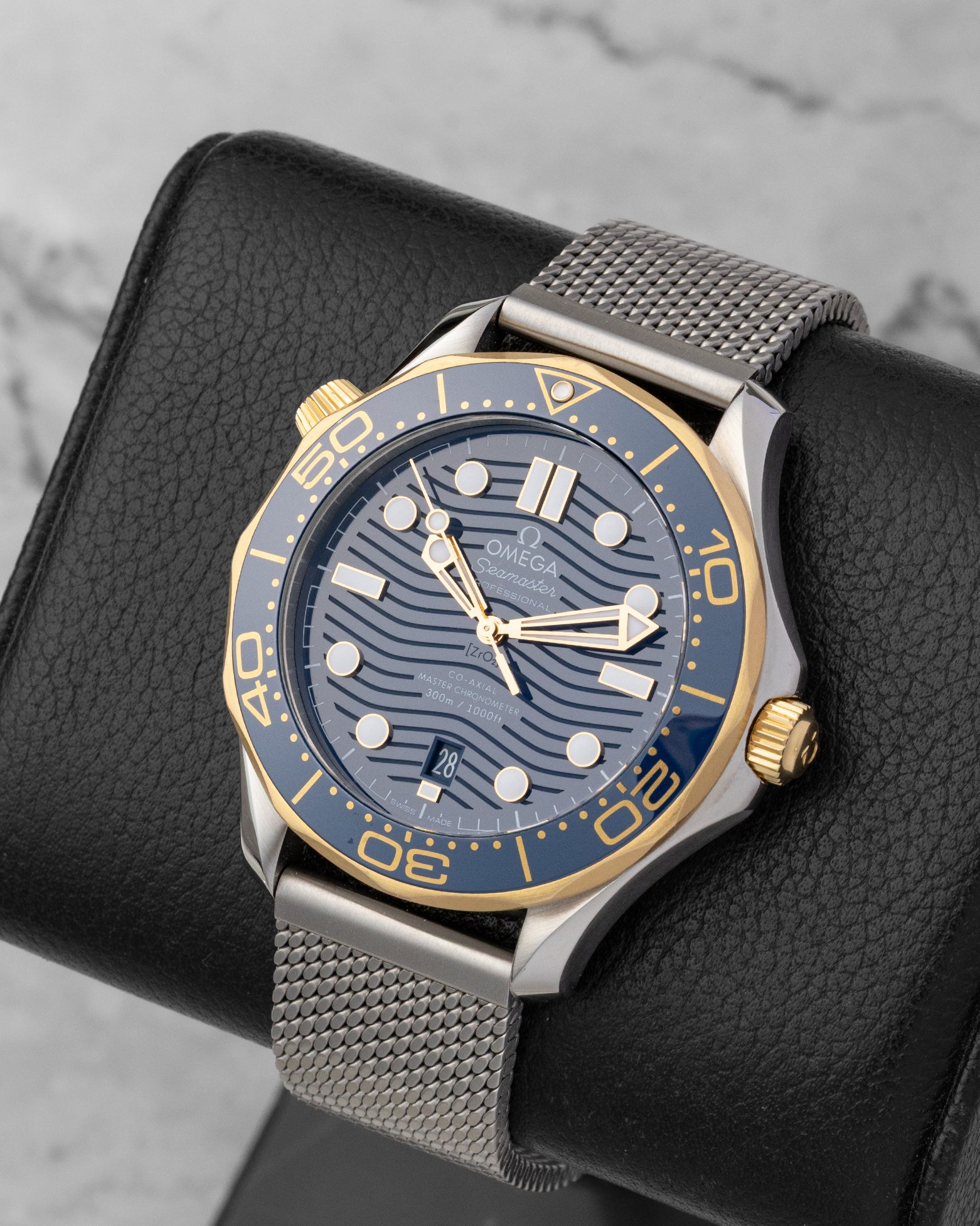 blue dial Omega Seamaster Diver 300M 21022422003001 | Noah's Fine Watches