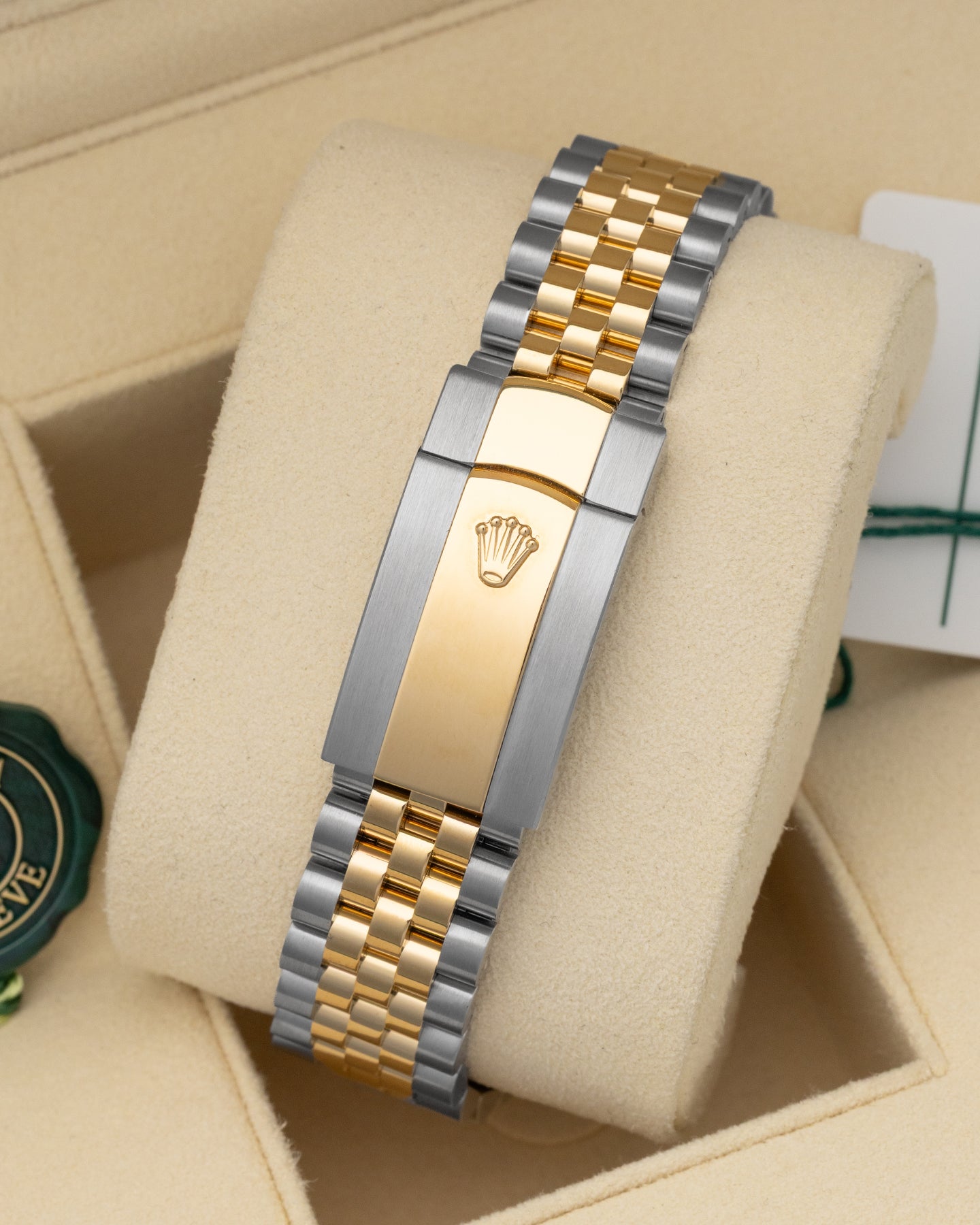 Champagne Dial Rolex Datejust 41 126333 | Noah's Fine Jewelry & Watches