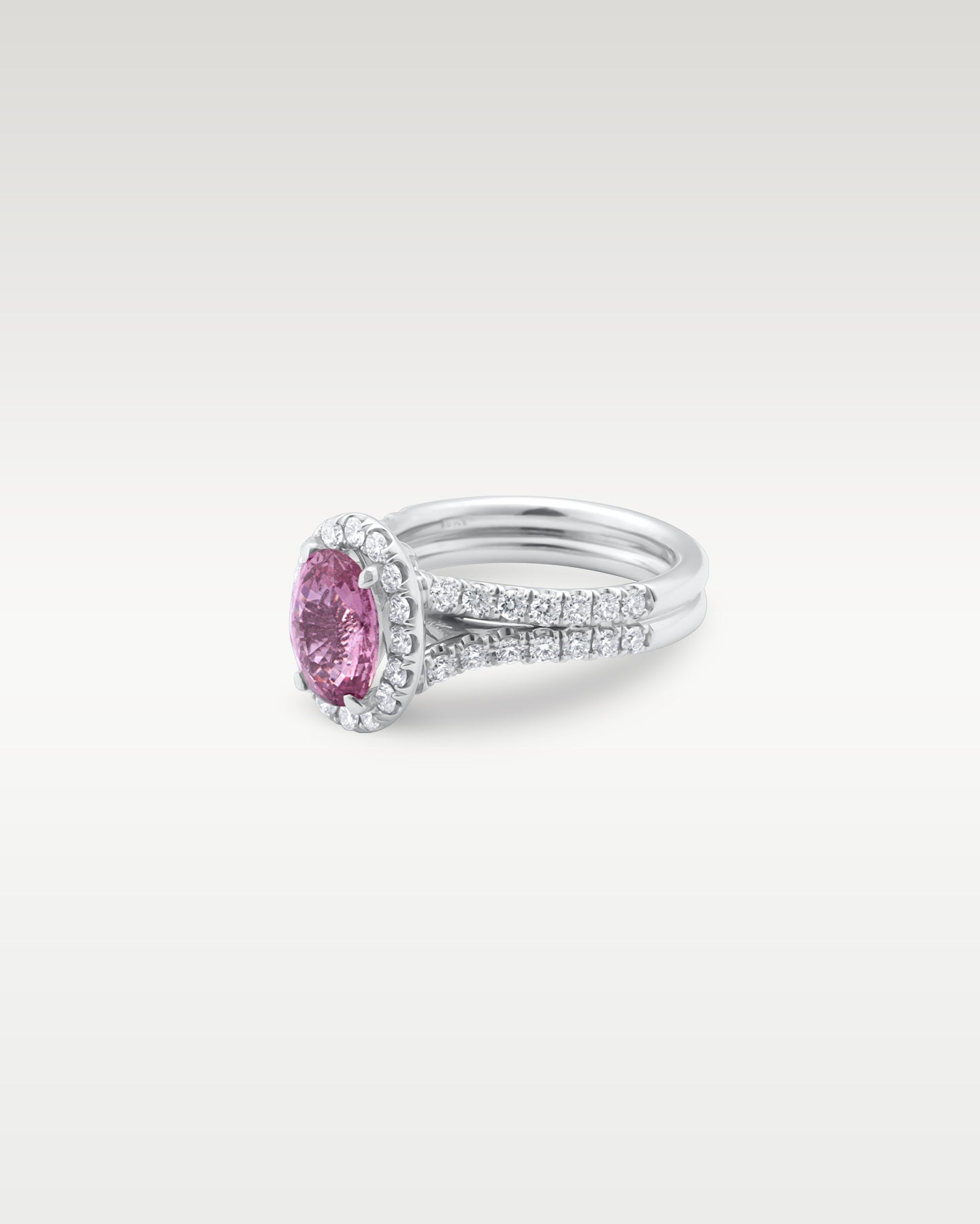 18k White Gold Diamond and Pink Sapphire Ring | Noah's Fine Jewelry TX