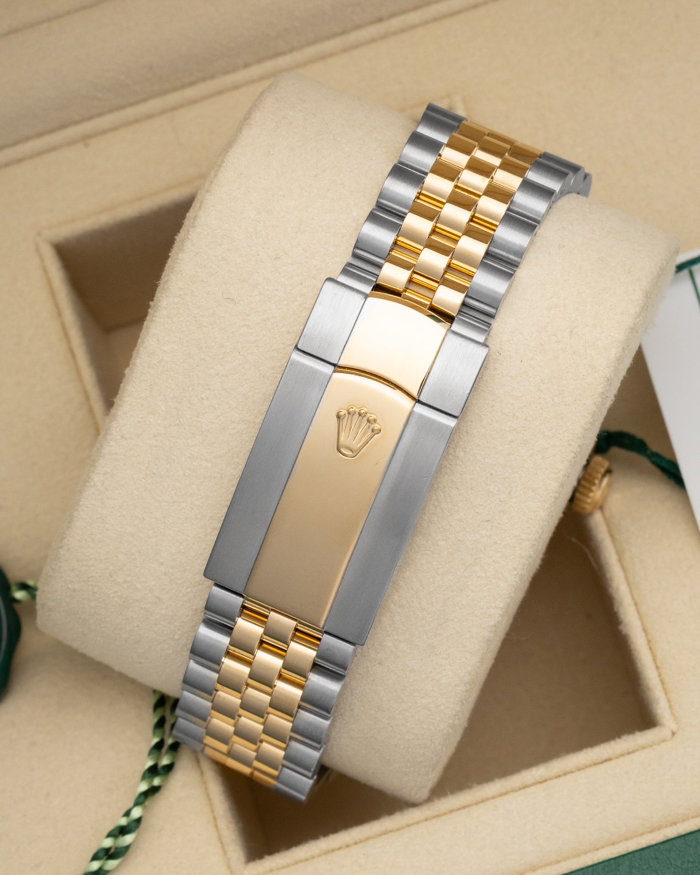 White Rolex Sky-Dweller 42 326933 | Noahs Fine Watches & Jewelry TX