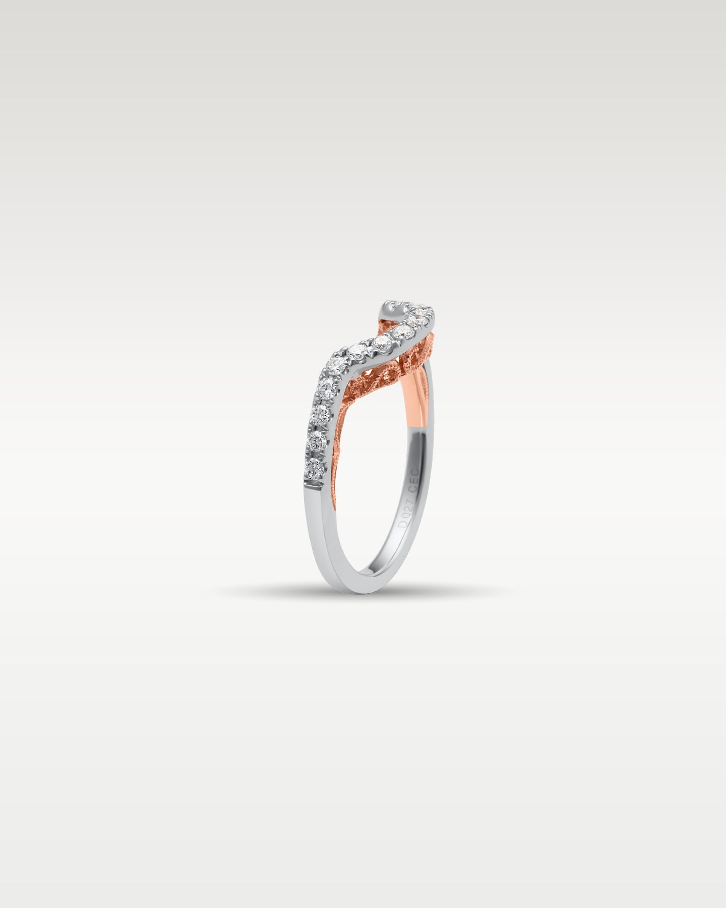 14k White and Rose Gold Curved Diamond Ring | Noah's Fine Jewelry Frisco TX