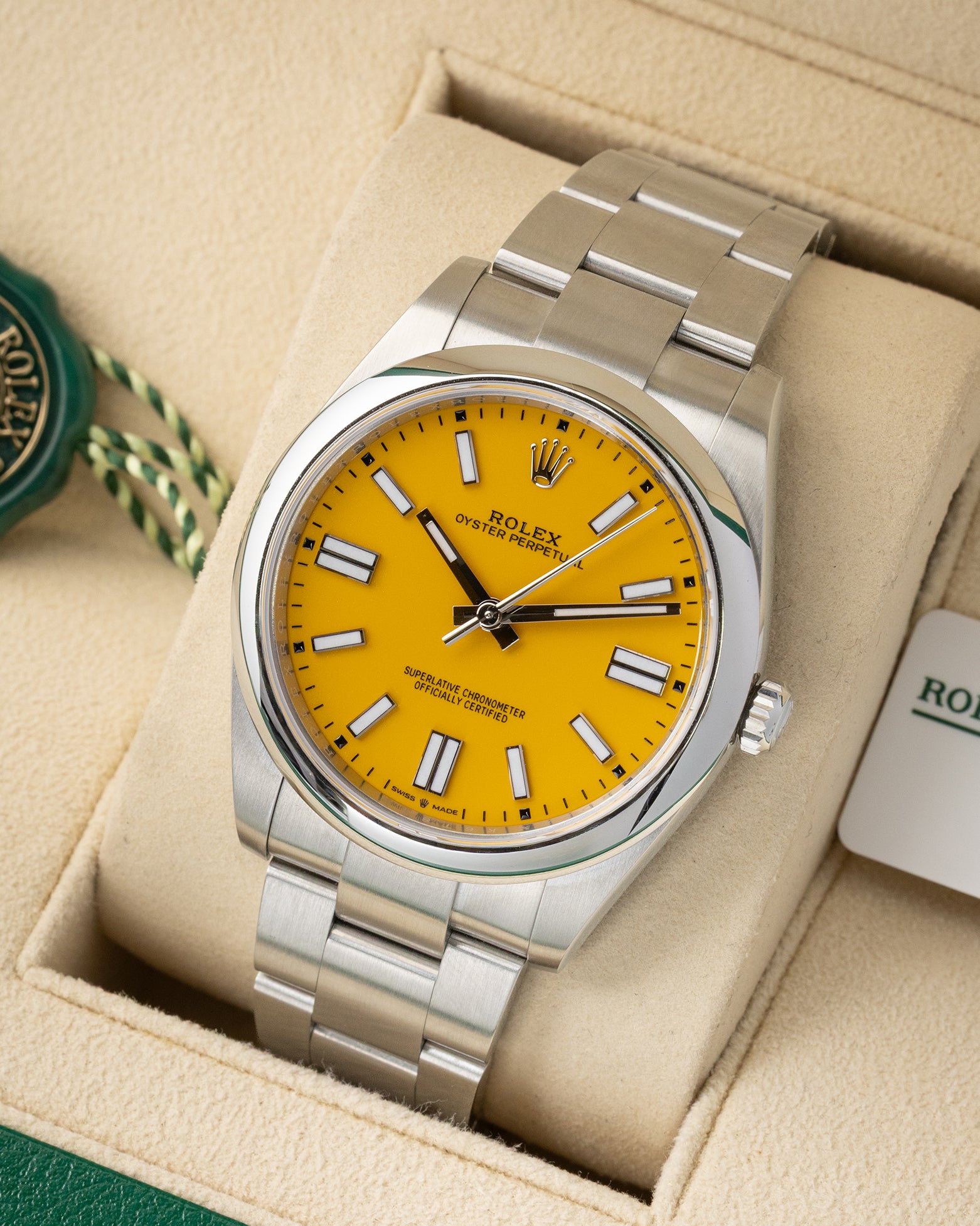 Rolex Oyster Perpetual 124300 | Noah's Fine Watches & Jewelry