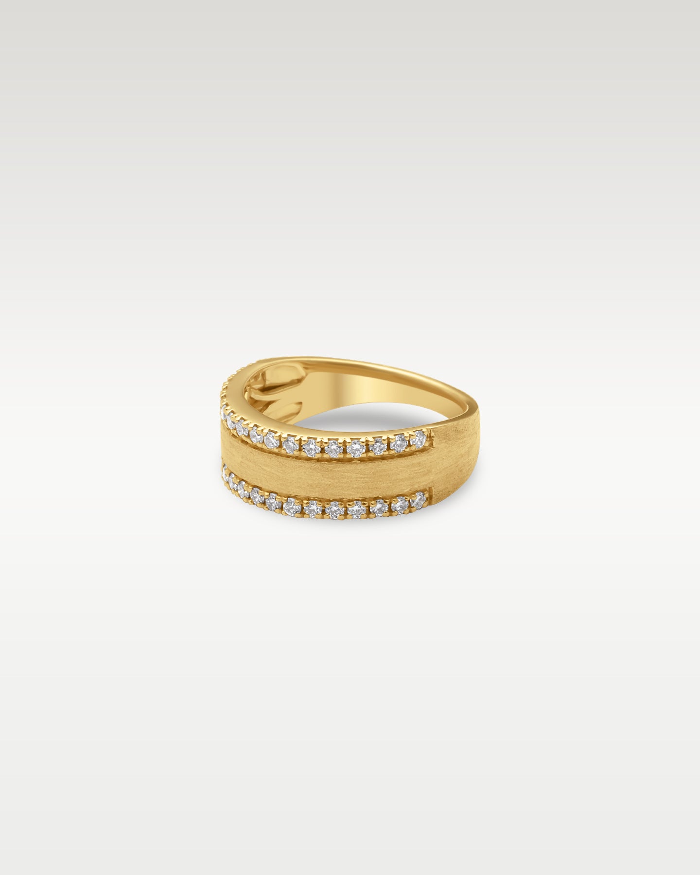 14k Yellow Gold Diamond Edge Wedding Band | Noah's Fine Jewelry Frisco