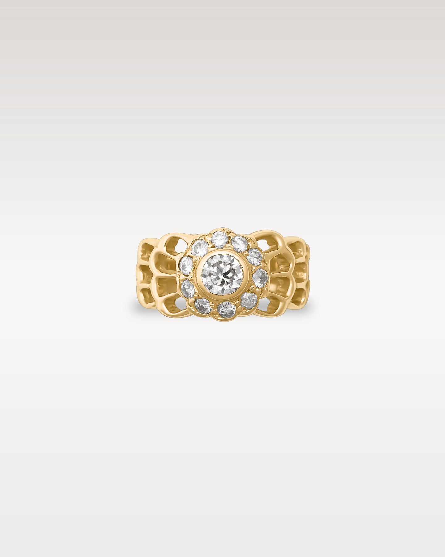 Yellow Gold Floral Honeycomb Diamond Ring | Noahs Fine Jewelry & Watches TX