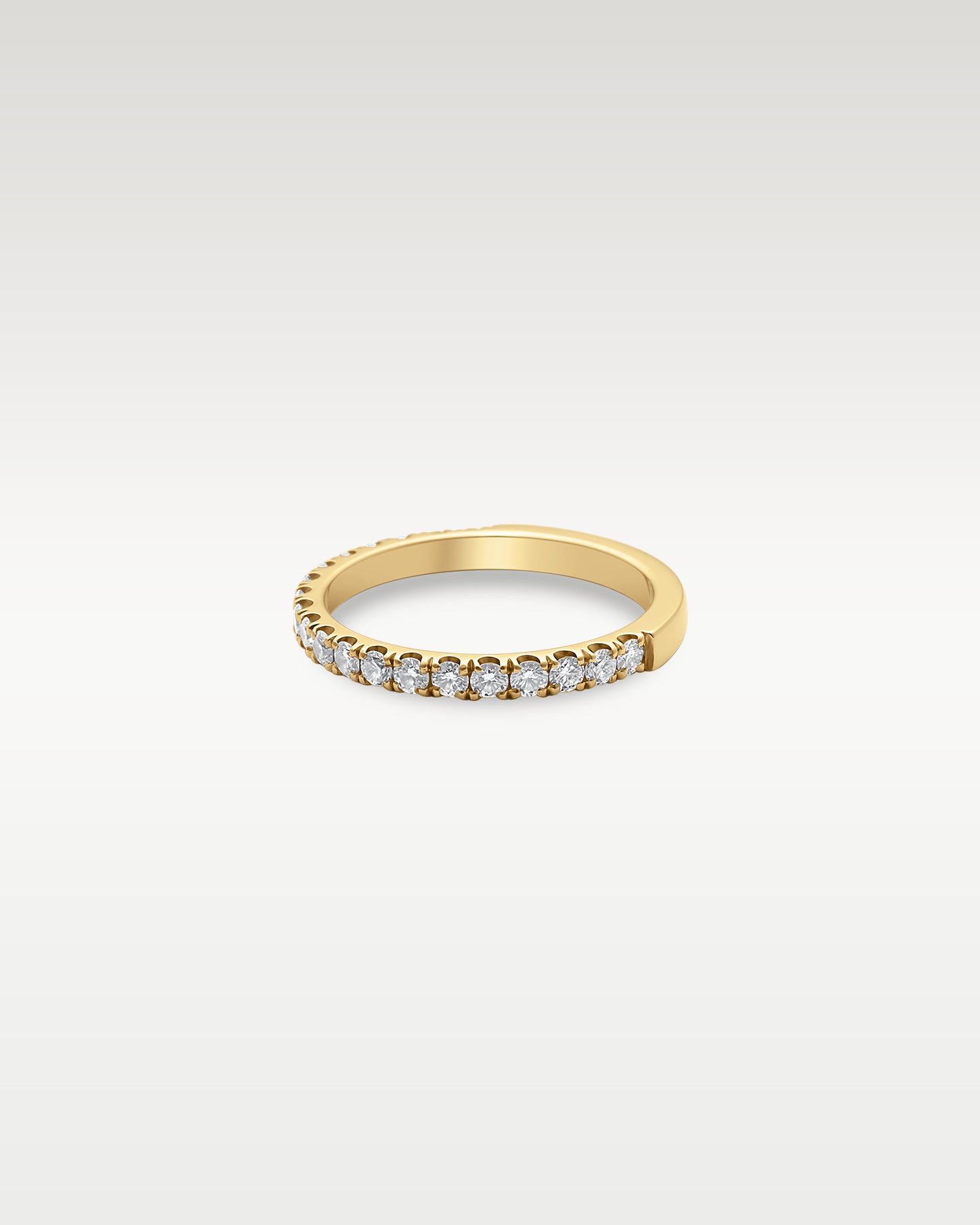 14k Yellow Gold Pavé Diamond Band | Noah's Fine Jewelry Texas