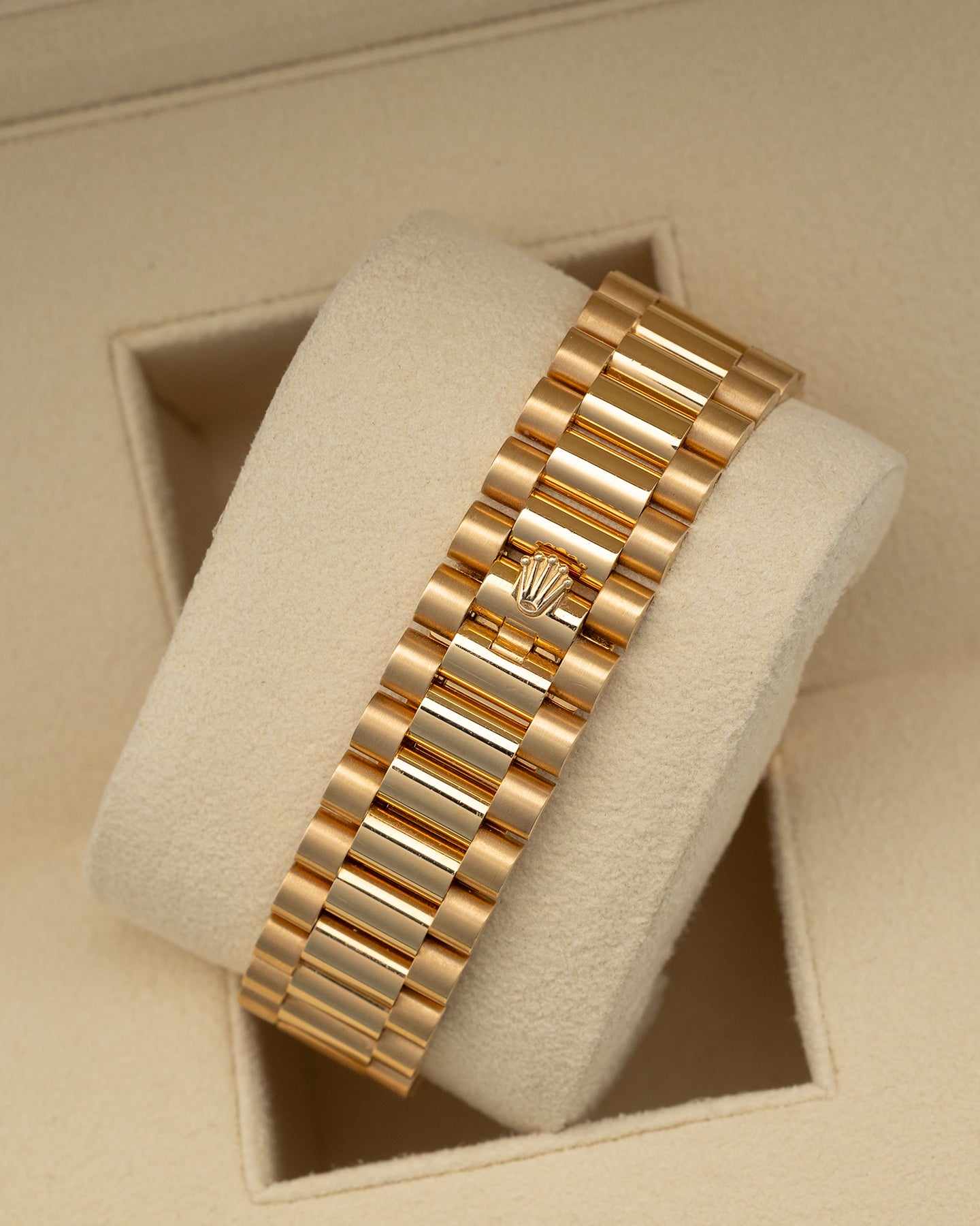 White Roman Rolex Day-Date 228238 | Noahs Fine Watches & Jewelry TX