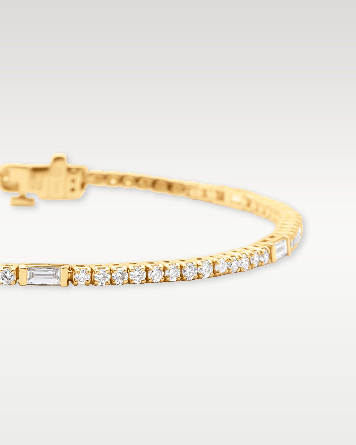Yellow Gold Round & Baguette Tennis Bracelet | Noah's Fine Jewelry DFW, Texas