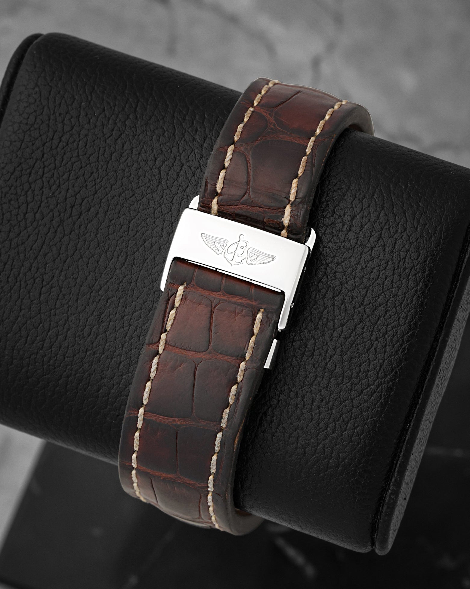 Brown alligator leather strap with stainless steel folding deployant clasp for Breitling Chronomat Evolution B13356