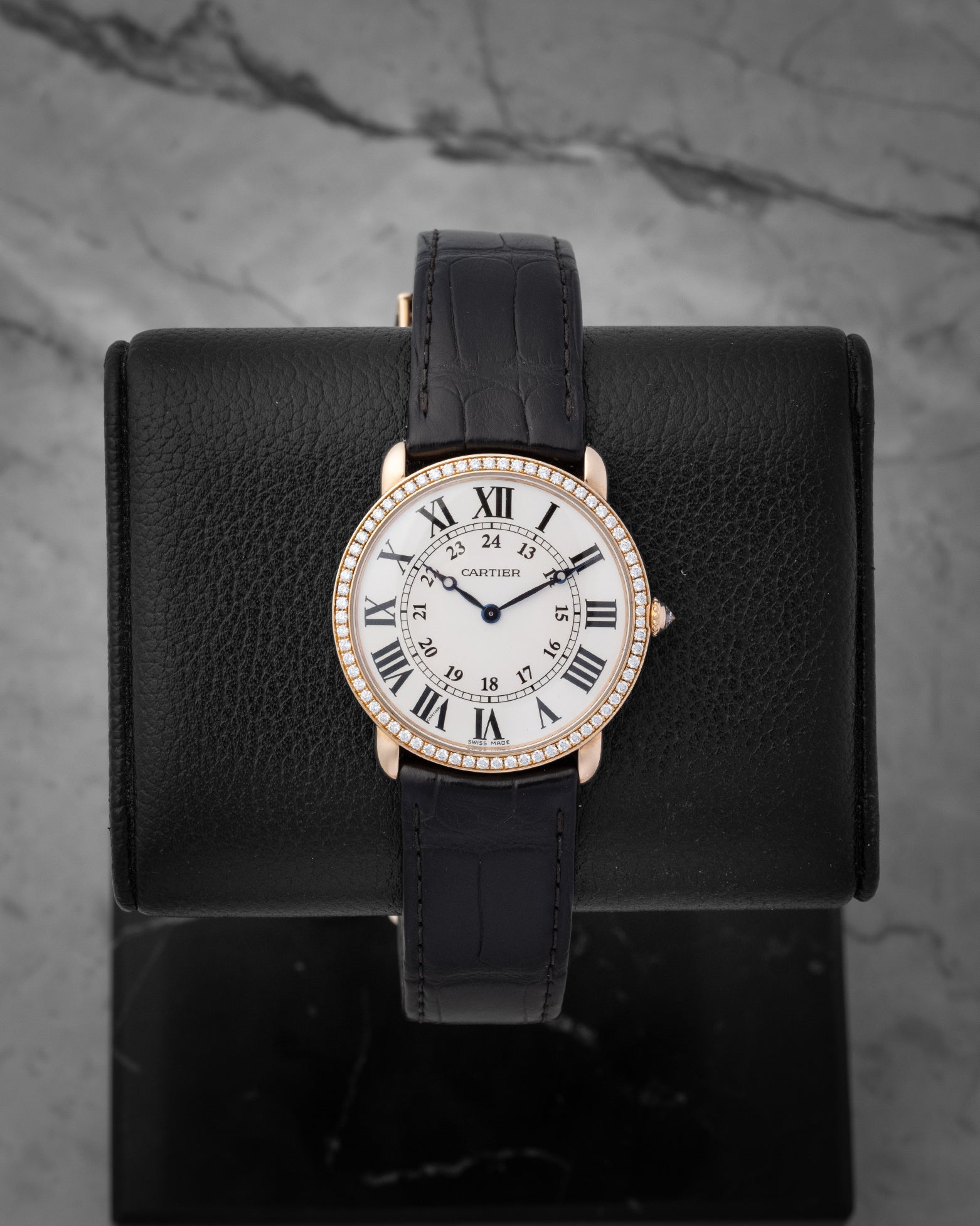 Ronde Louis Cartier 36mm watch in 18k rose gold with a factory diamond-set bezel and a silvered opaline dial