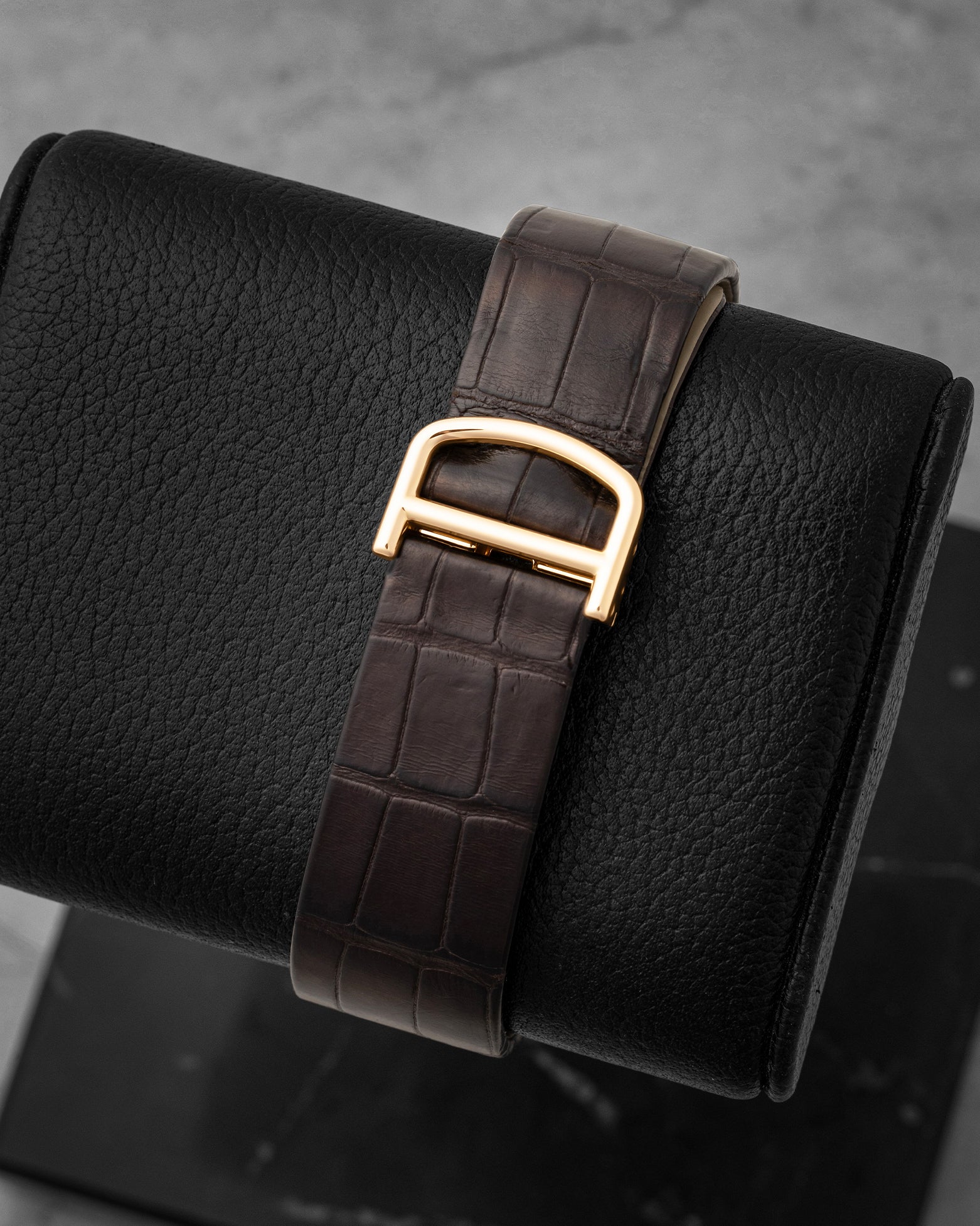 Dark brown alligator leather strap with 18k rose gold folding deployant clasp for Cartier Santos-Dumont W2006951