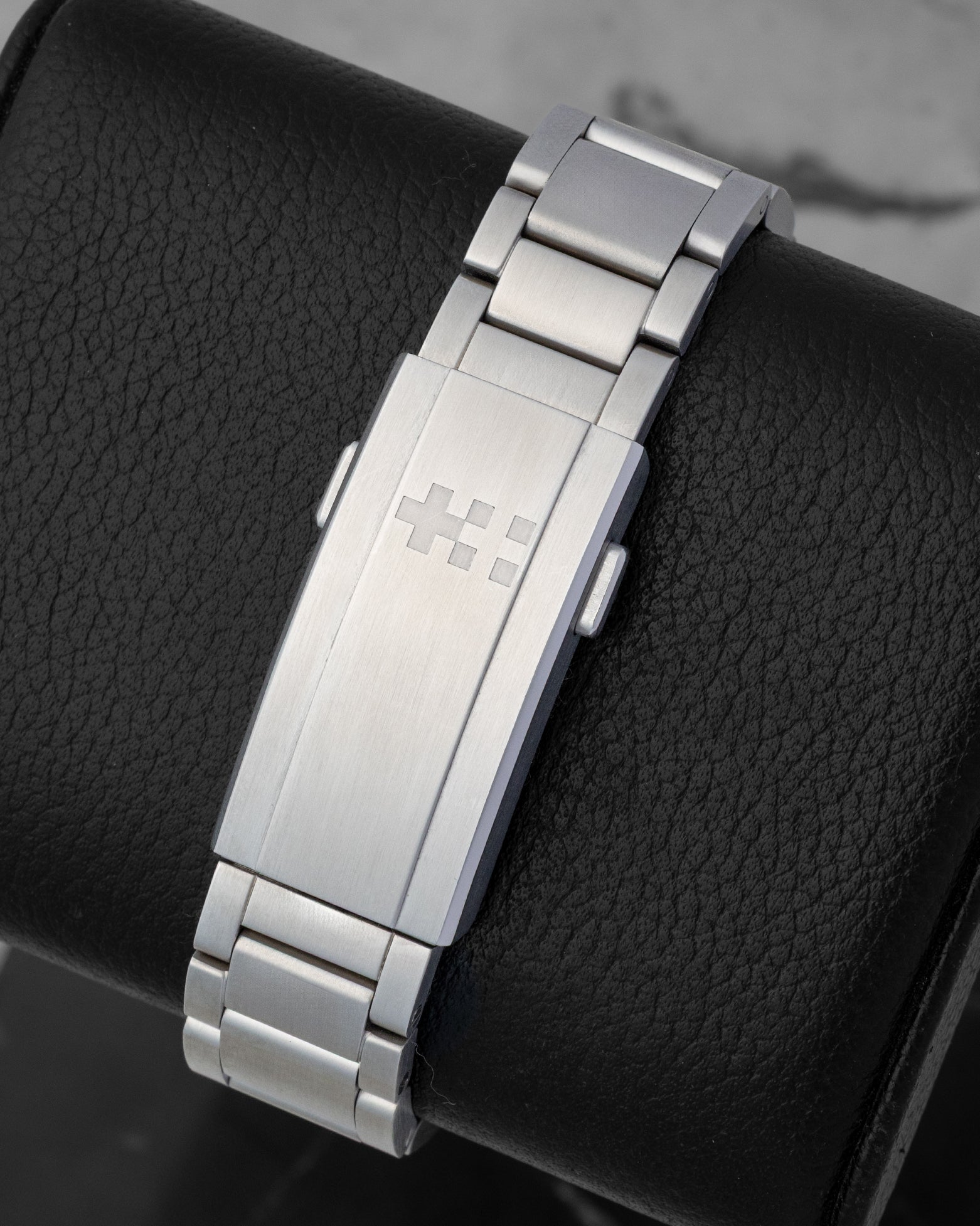 Christopher Ward stainless steel watch bracelet and micro-adjustable clasp with the engraved logo