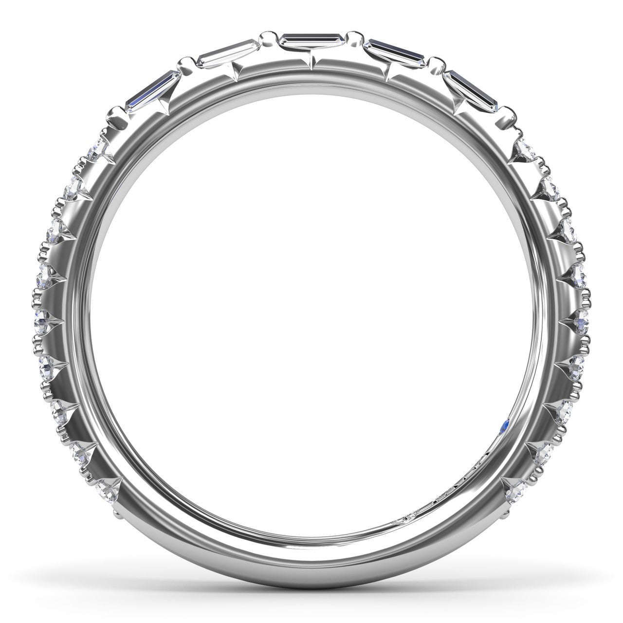 A direct side-view silhouette of the Fana white gold baguette diamond ring showcasing the precise alignment and clarity of the bar-set stones
