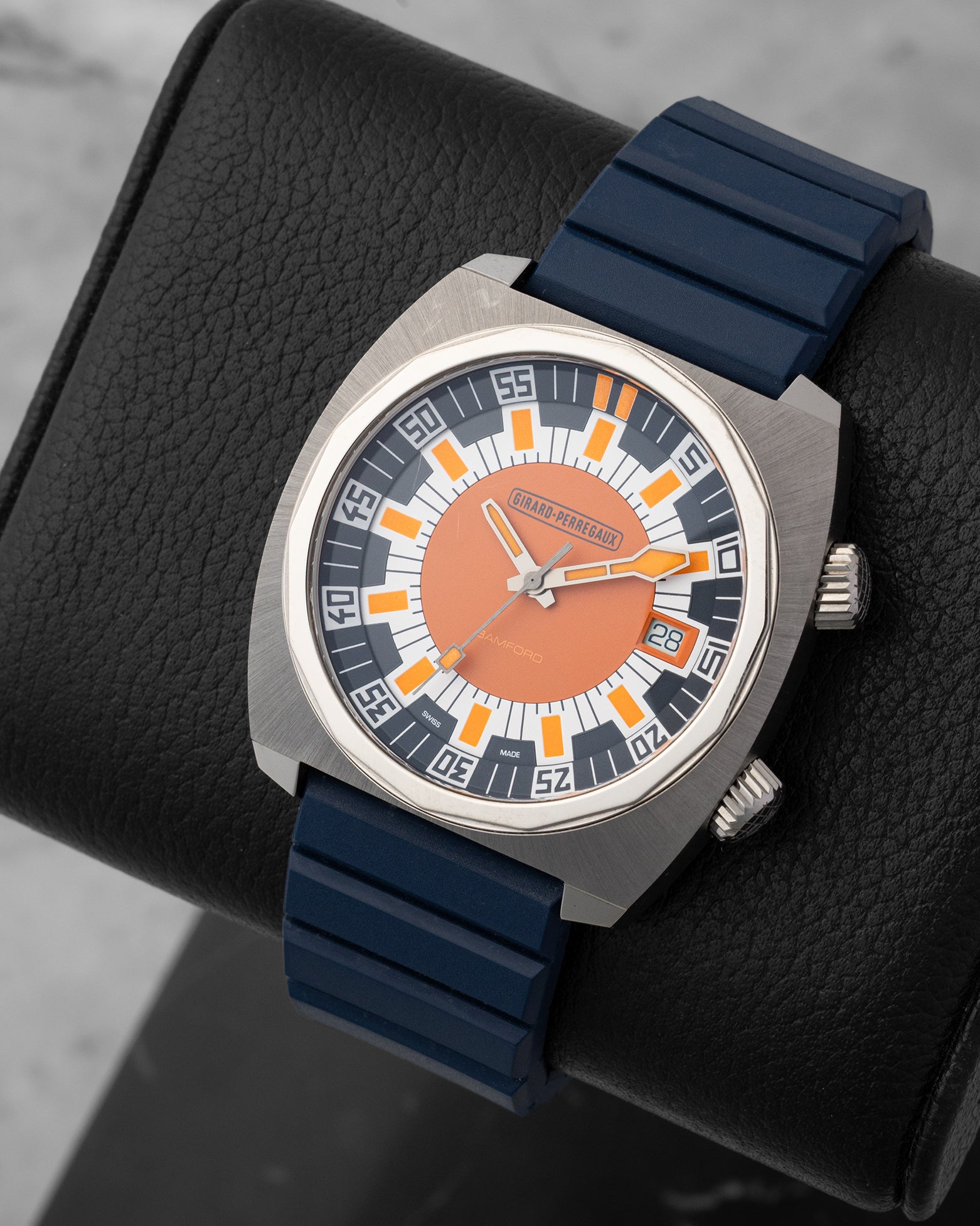Angled view of pre-owned Girard-Perregaux x Bamford Deep Diver ref 39500-21-3266-6CX featuring a cushion titanium case and inner rotating bezel