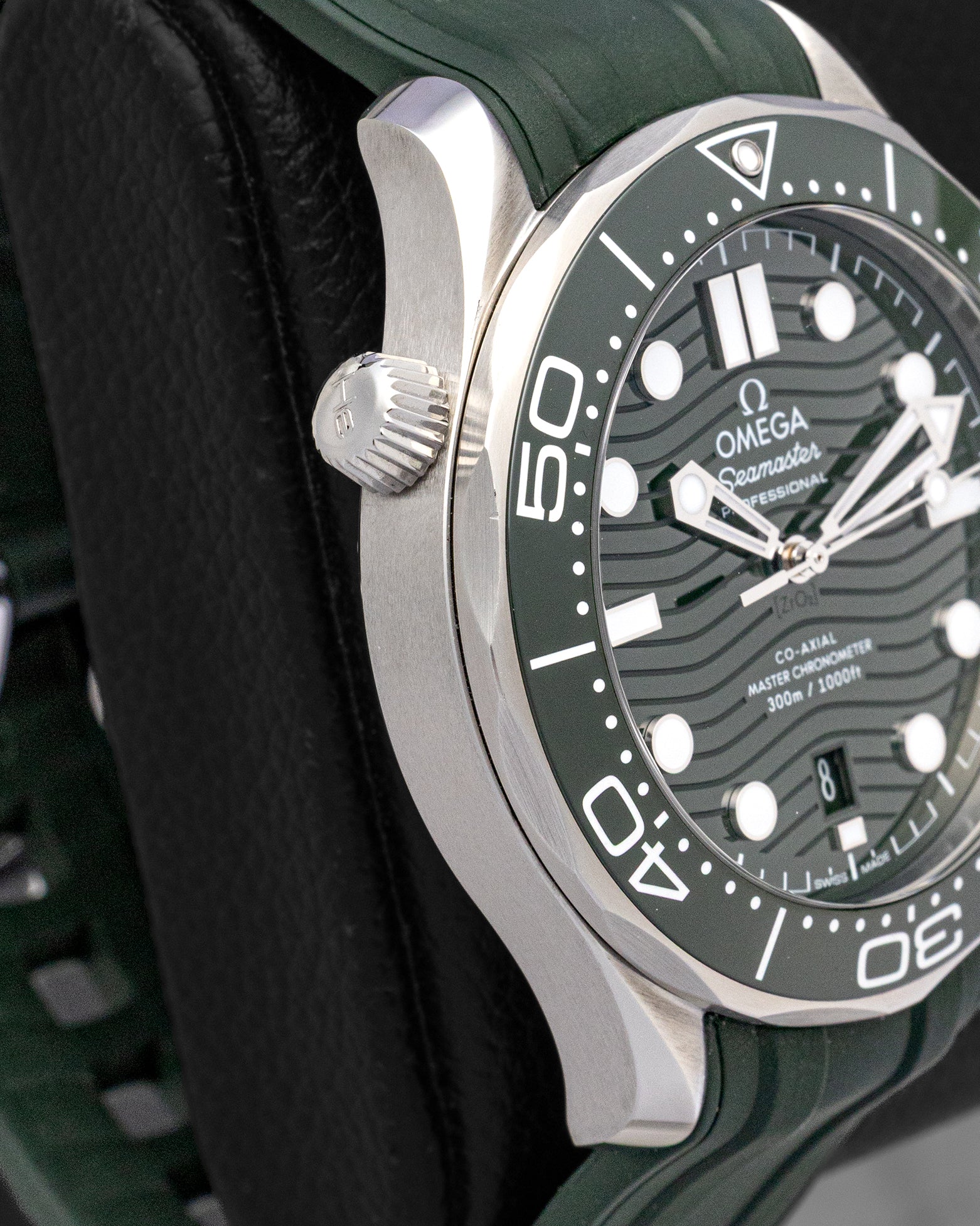 2025 Omega Seamaster Diver 300M 42 21032422010001 | Noah's Fine Watches