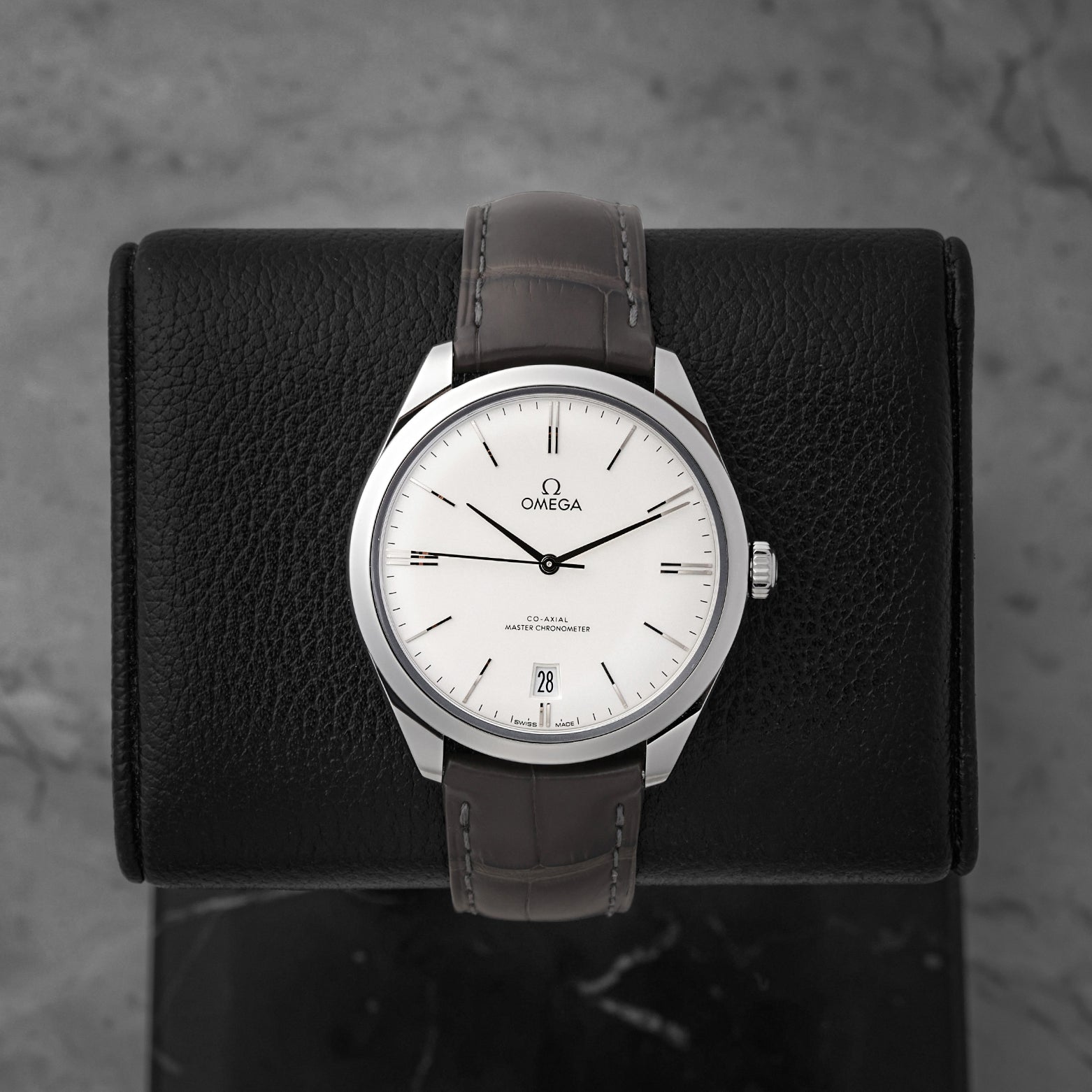 Pre owned 2022 Omega De Ville Trésor 40mm steel watch reference 435.13.40.21.02.001 at Noah's Fine Watches & Jewelry Dallas