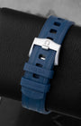 Integrated blue rubber strap and stainless steel pin buckle closure for the 2024 Omega Seamaster Diver 300M reference 210.32.42.20.03.001.
