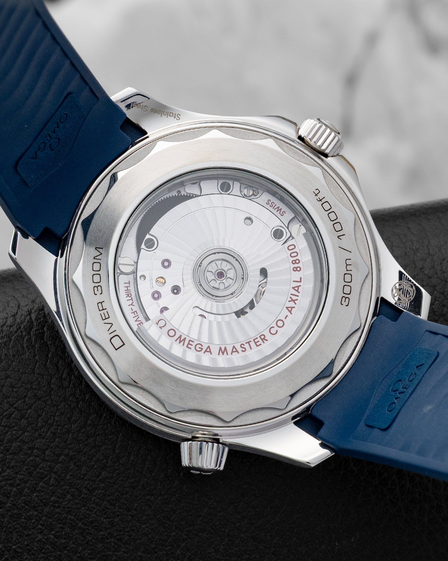 Sapphire crystal exhibition caseback displaying the Omega Co-Axial Master Chronometer Calibre 8800 automatic movement.