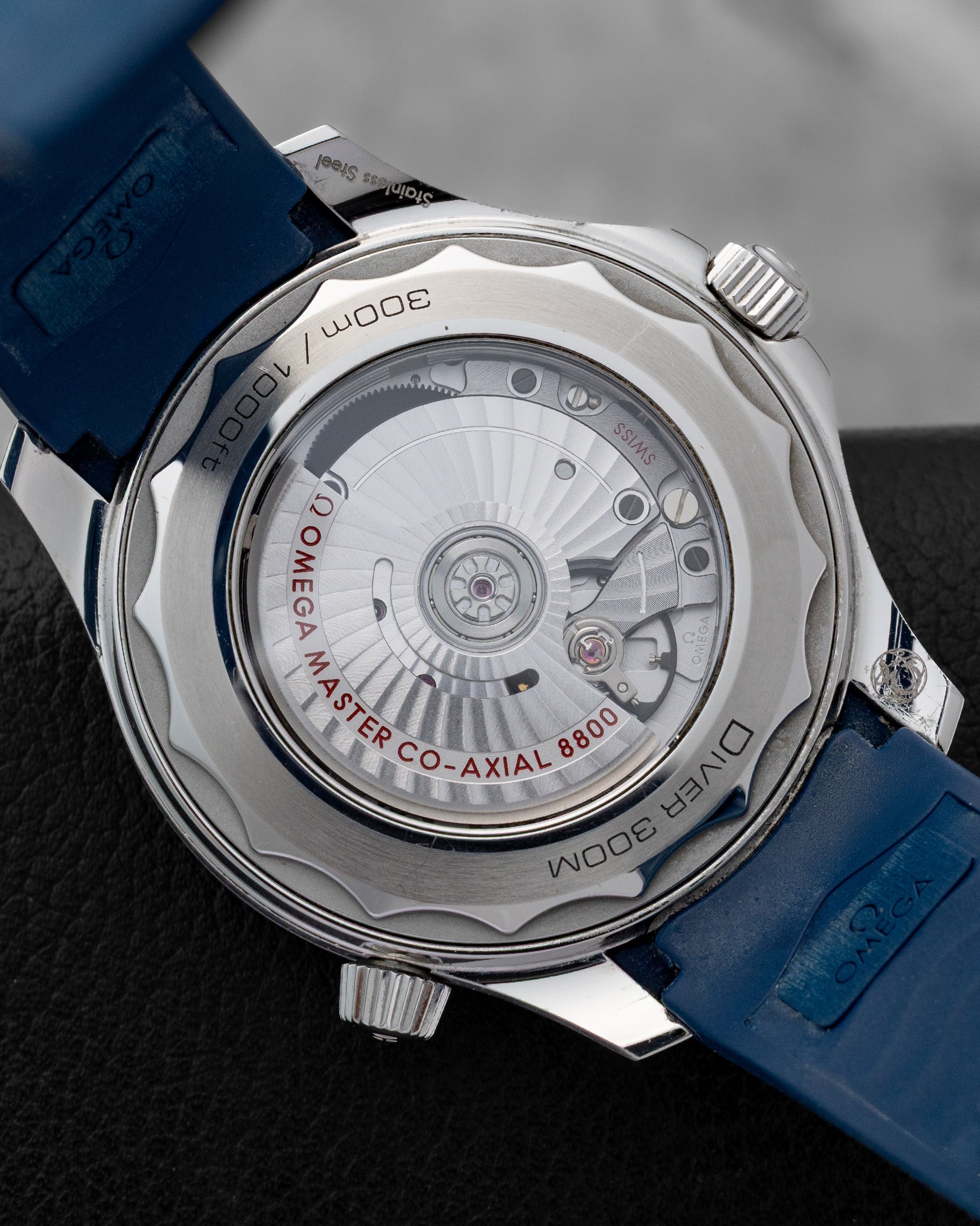 Sapphire crystal exhibition caseback displaying the Omega Co-Axial Master Chronometer Calibre 8800 automatic movement.