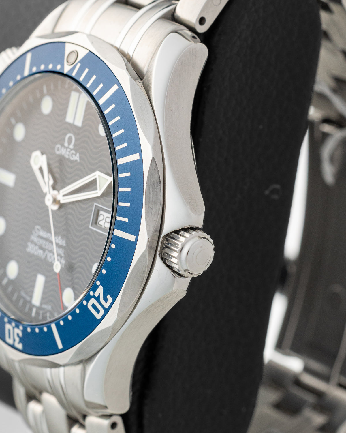 Omega Seamaster Professional 300M 2541.80.00 | Noah's Fine Watches & Jewelry