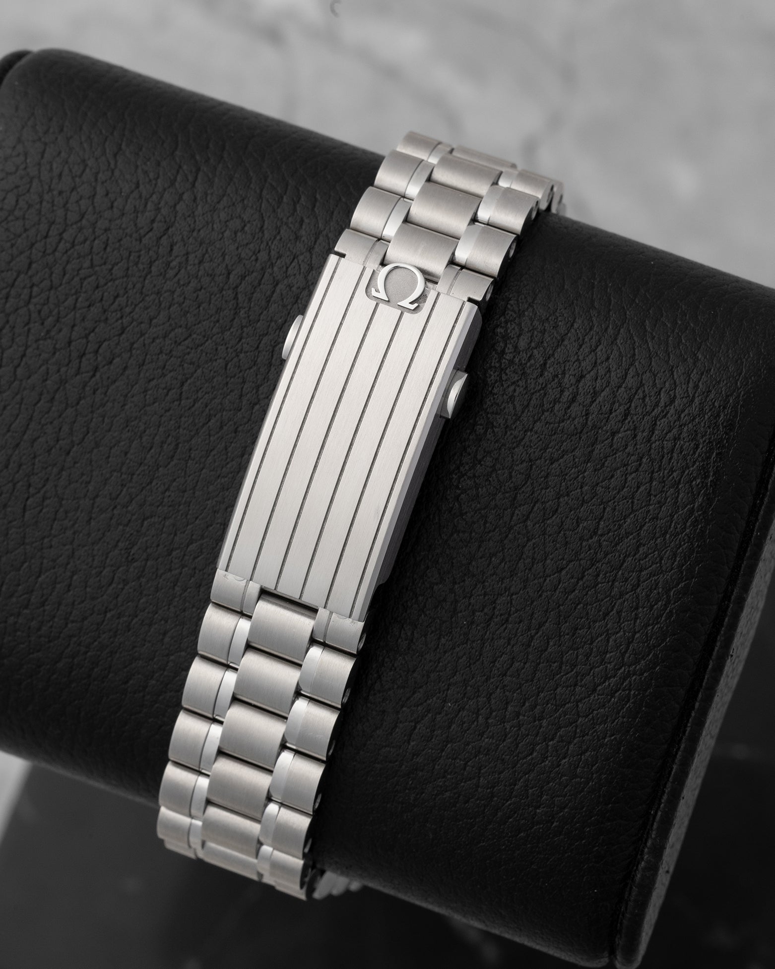 Stainless steel five-arched-links bracelet with folding clasp for Omega Speedmaster Moonwatch 310.30.42.50.01.004