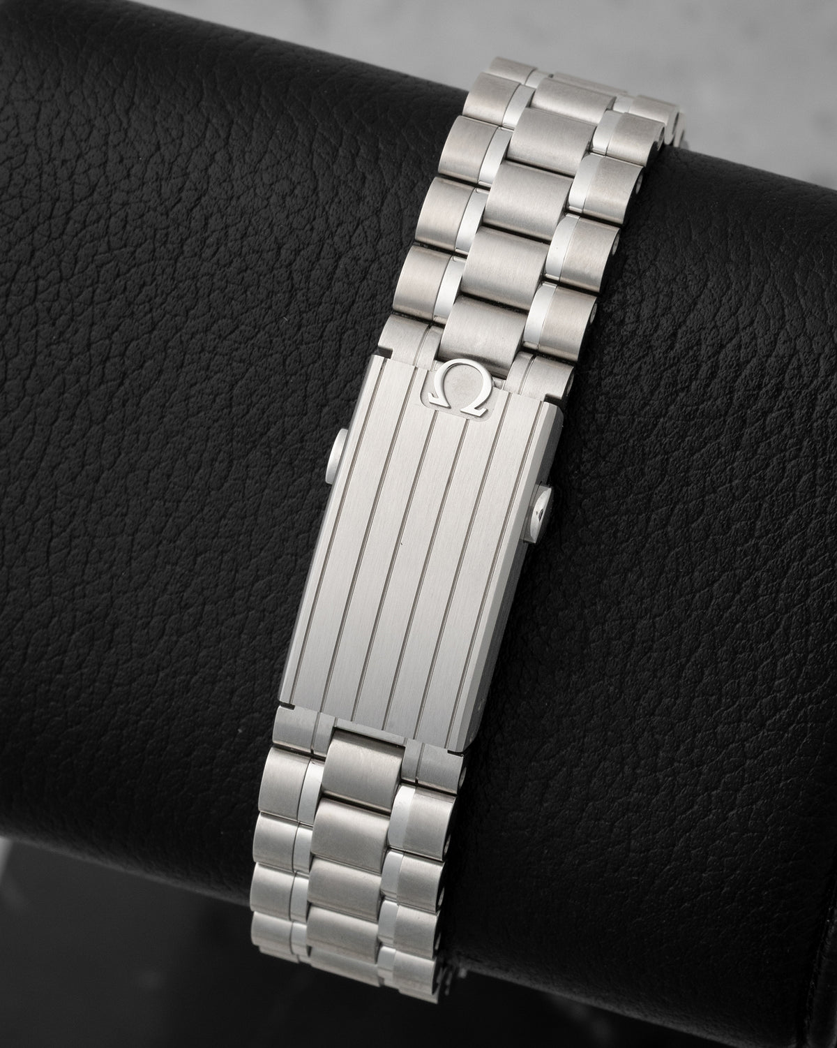 Omega Speedmaster Moonwatch Professional 310.30.42.50.01.002 | Noah's Fine Watches & Jewelry
