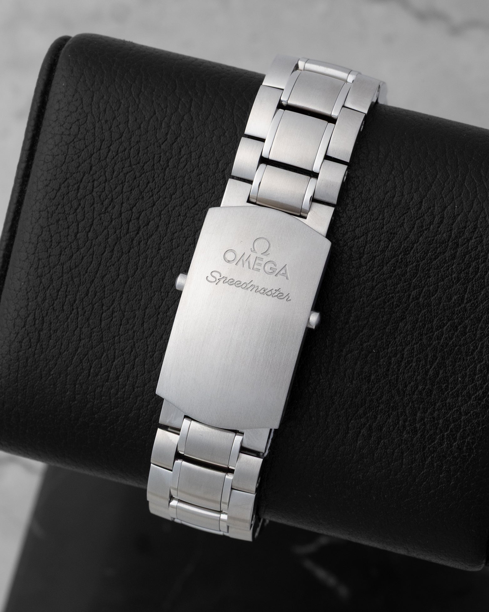 Stainless steel bracelet with push-button release folding clasp for Omega Speedmaster Racing reference 326.30.40.50.01.002