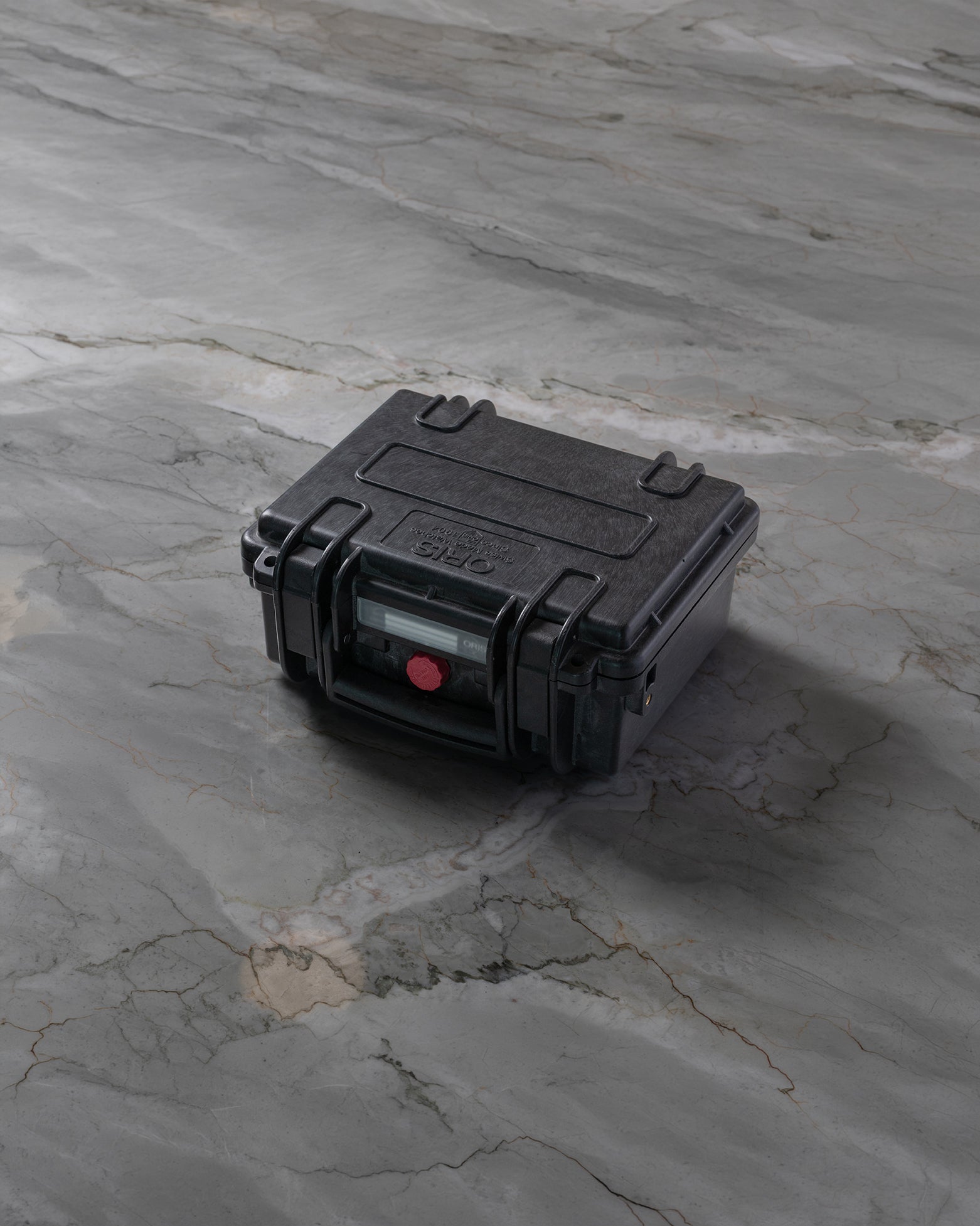 Original heavy-duty waterproof Peli presentation box included with the pre-owned Oris Aquis Depth Gauge 01 733 7675 4154.