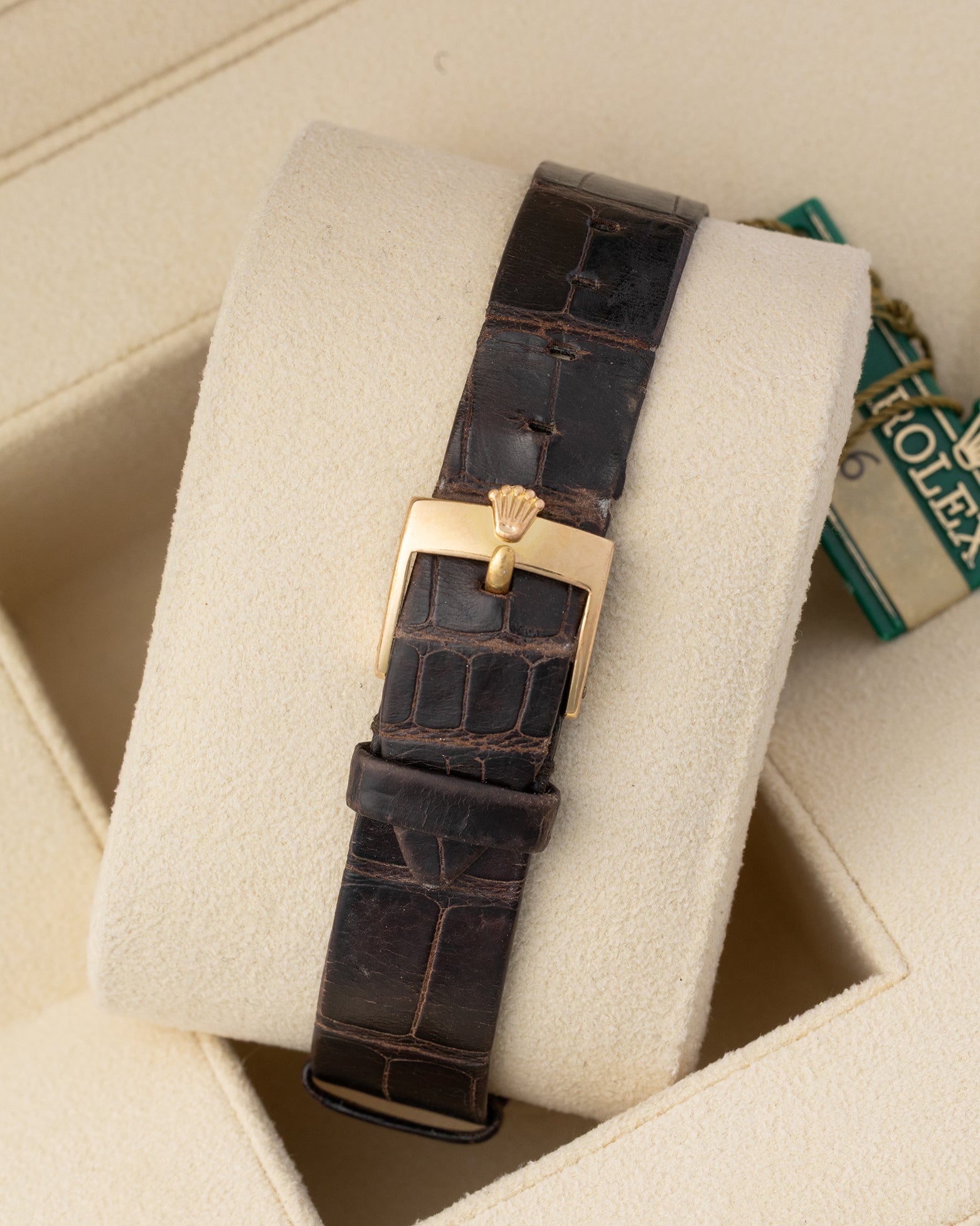Brown leather strap with 18k yellow gold Rolex tang buckle on vintage Cellini 4112 dress watch