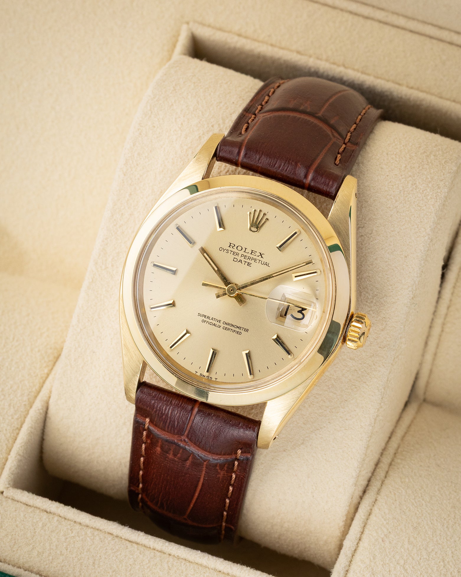 Rolex Oyster Perpetual Date 1500 | Noah's Fine Watches & Jewelry