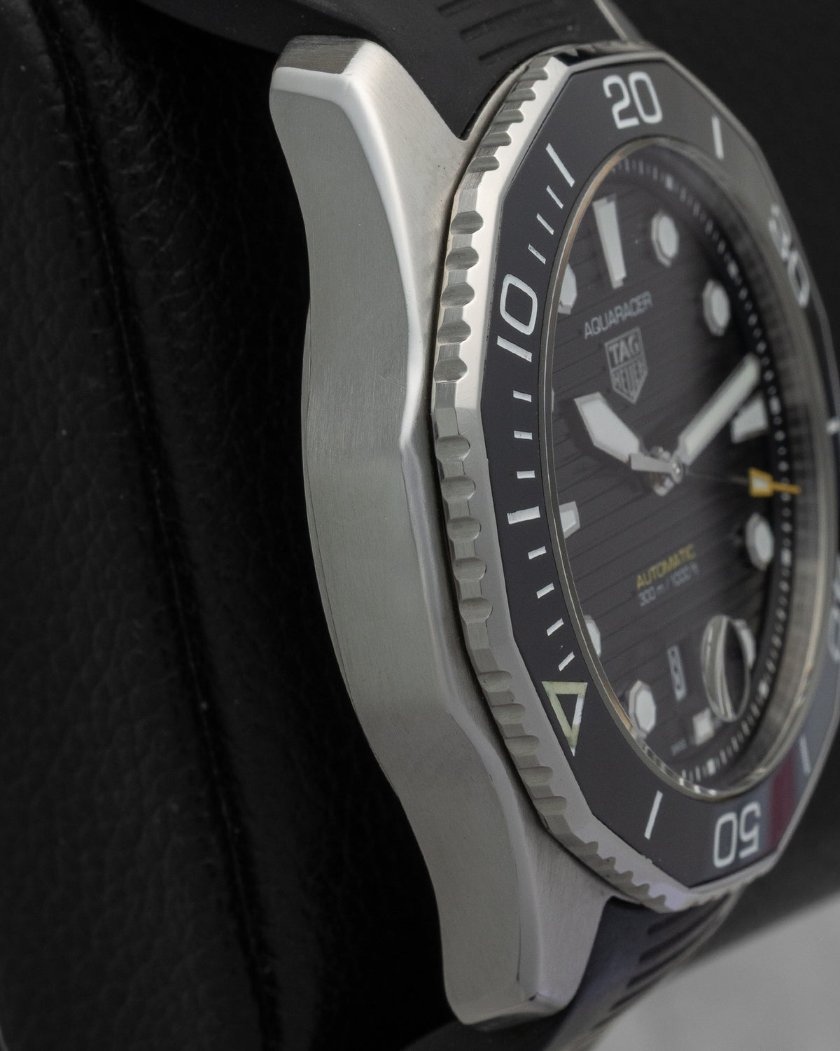 TAG Heuer Aquaracer Professional 300 WBP201A.FT6197 | Noah's Fine Watches & Jewelry