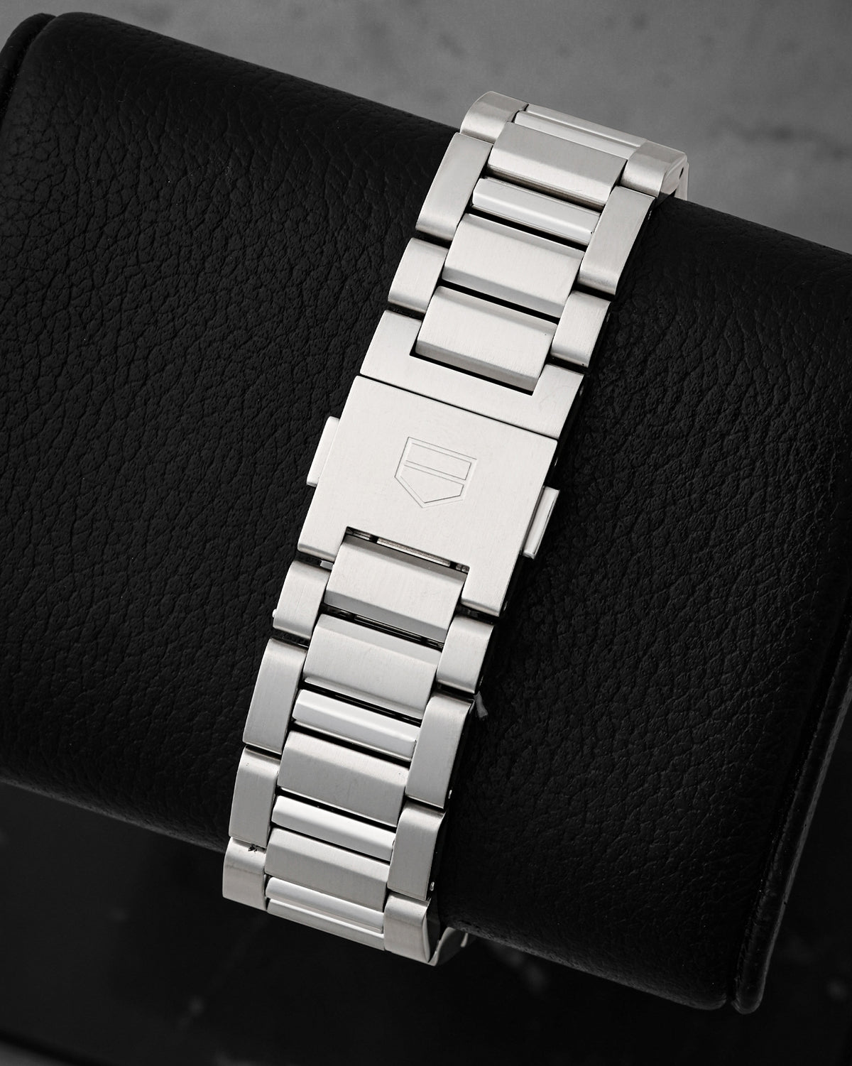 TAG Heuer Carrera Calibre 16 Day-Date CV2A1V.BA0738 | Noah's Fine Watches & Jewelry