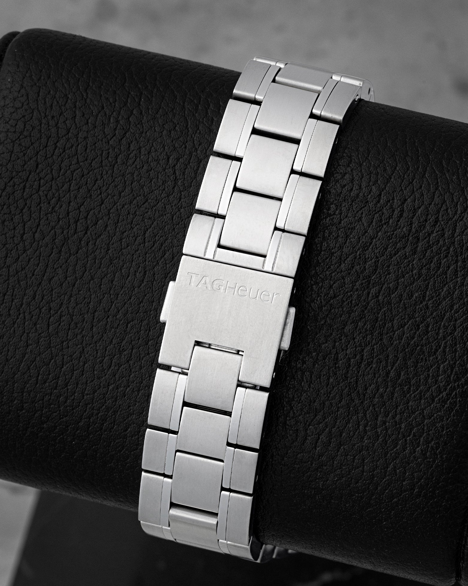 Stainless steel bracelet with push-button folding clasp for TAG Heuer Carrera chronograph reference CV2015
