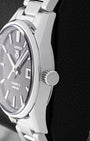 Side profile view of 39mm stainless steel case and TAG Heuer logo crown on Carrera reference WAR211A.BA0782