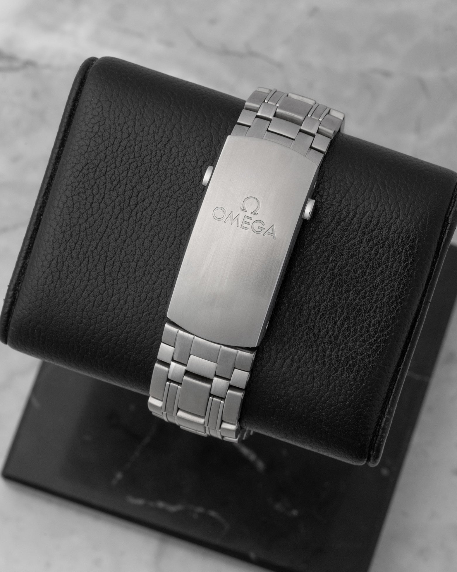steel 42mm Omega Seamaster Diver 21030422004001 | Noah's Fine Watches